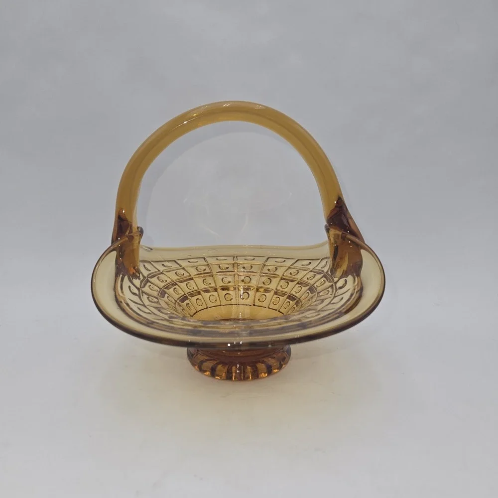 L.E. Smith Amber‎ Glass Basket  Button Panel Pattern  Vintage Mid-Century Candy